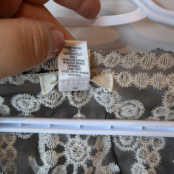 CATO Embroidered Detail Sheer  Top Black & Champagne Formal Blouse Small - Picture 7 of 9